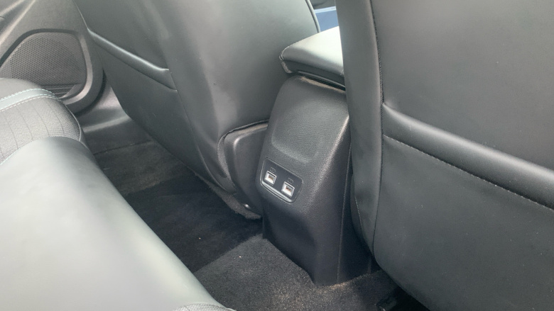 Peugeot 208 1.2 PureTech 100 Allure Premium 5dr Petrol Hatchback